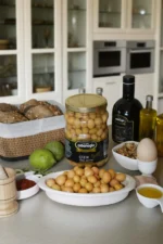 çizik yeşil zeytin cam kavanoz