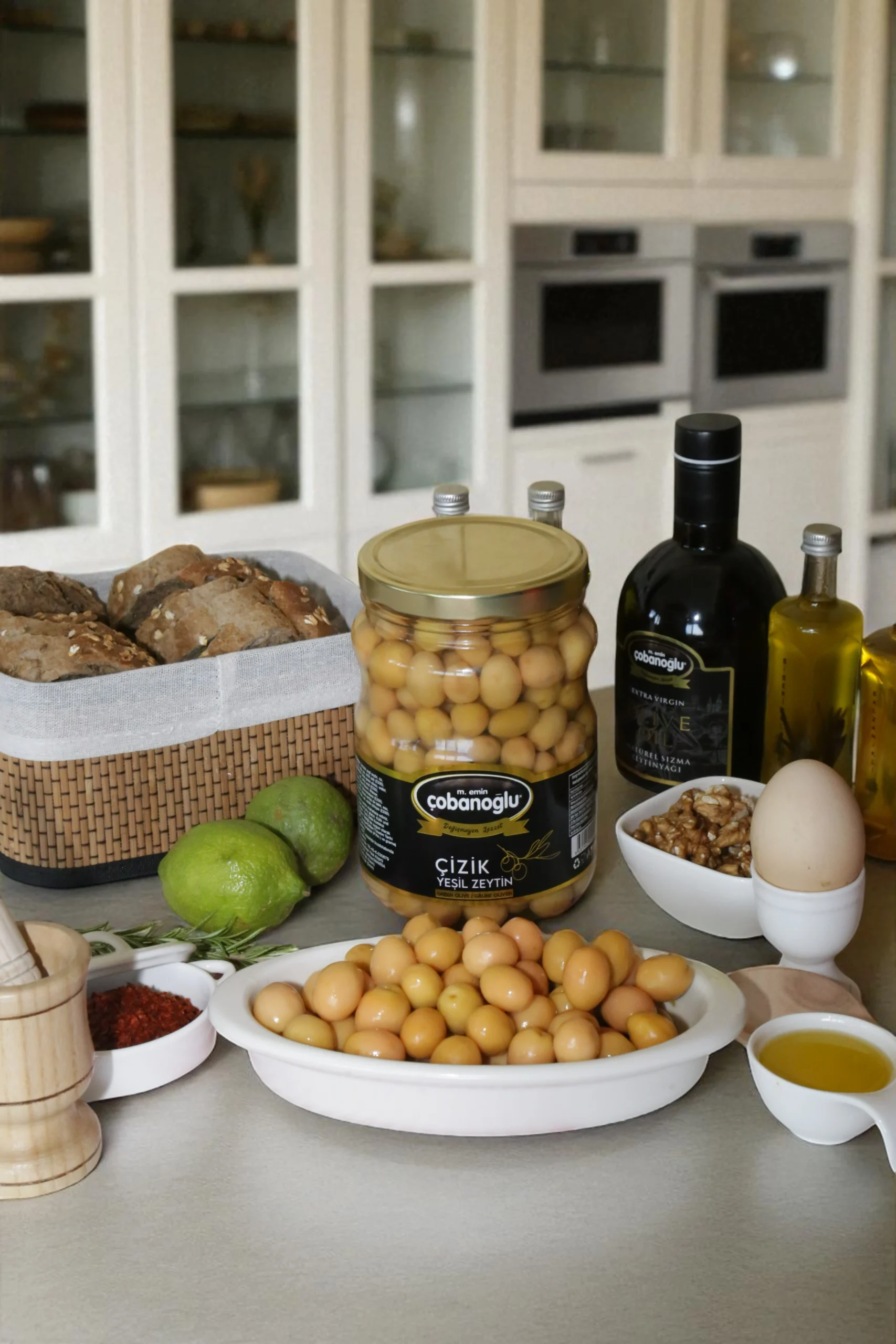 çizik lüks mutfak-Photoroom çizik yeşil zeytin cam kavanoz